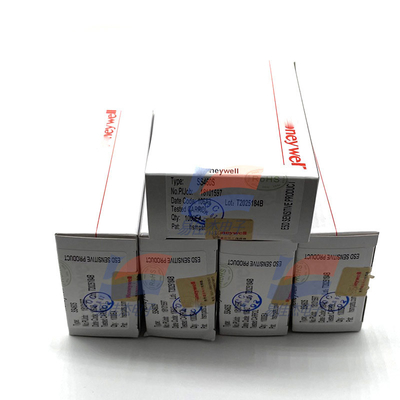 YJJ SS460S جریان دیجیتال سینک 3 تا 24 ولت DC سنسور اثر هال با موقعیت قفل‌شونده با میدان مغناطیسی آزاد شده 3.8-30 ولت