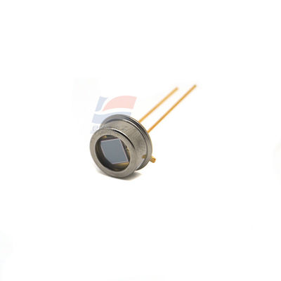 S1226-44BQ فتودیود سیلیکونی برای فتومتری دقیق UV تا مرئی با حساسیت سرکوب شده در ناحیه نزدیک مادون قرمز